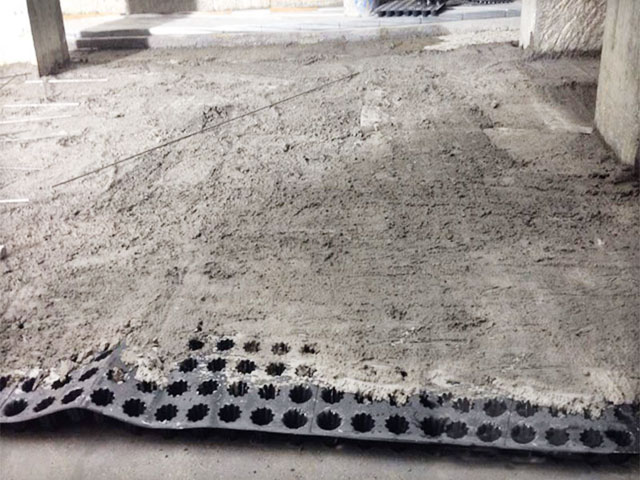 地下室排水板施工現場